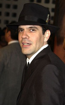 Nicky Katt